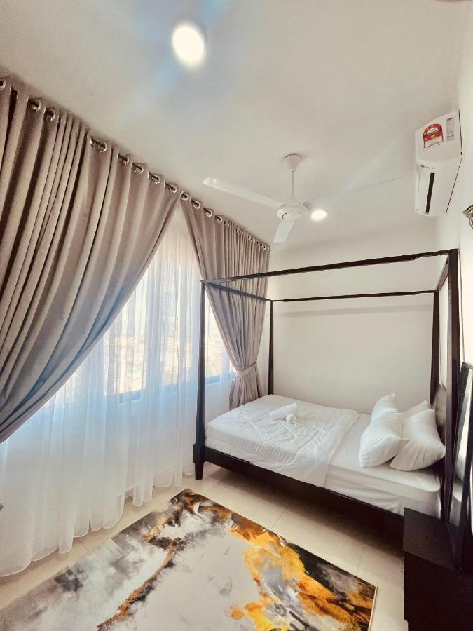 Skyriverfront Ibis Kota Bharu Eksteriør bilde